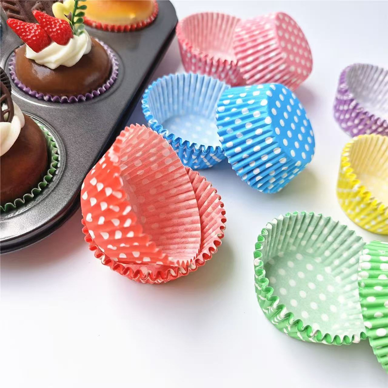 100 Adet Puantiyeli Kek Kağıt  - Kitchen Paper For Baking incelemesi ve fiyatı